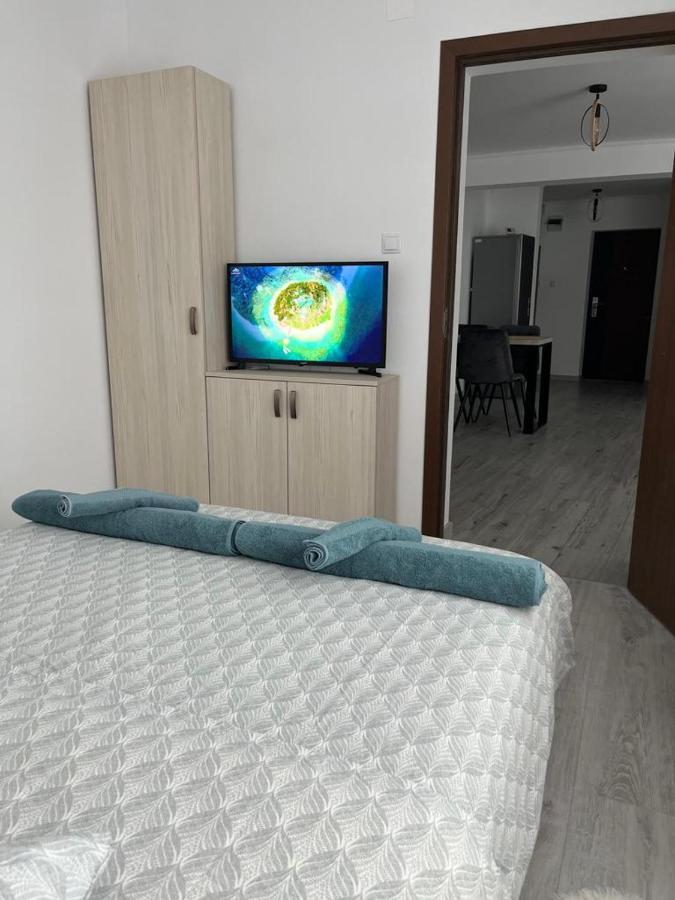 Green Apartments Oradea Buitenkant foto